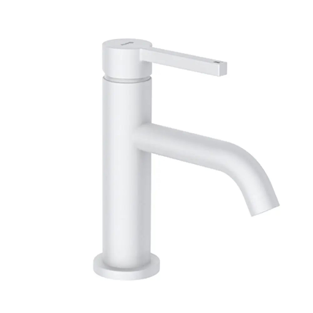 Waschtischarmatur von Kludi in mattem Weiß mit einem klaren, geraden Design und einem einzelnen Hebel zur Steuerung des Wasserausflusses.
